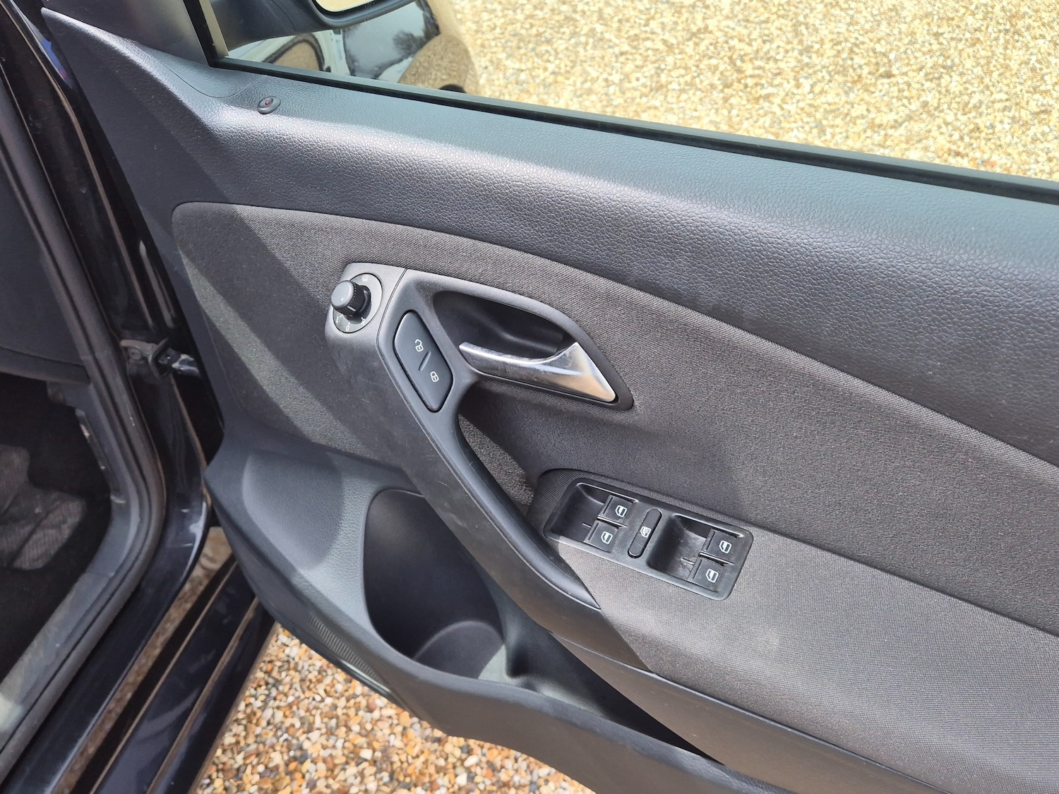 Used Volkswagen Polo 2011 for sale - 78201548: Photo 14