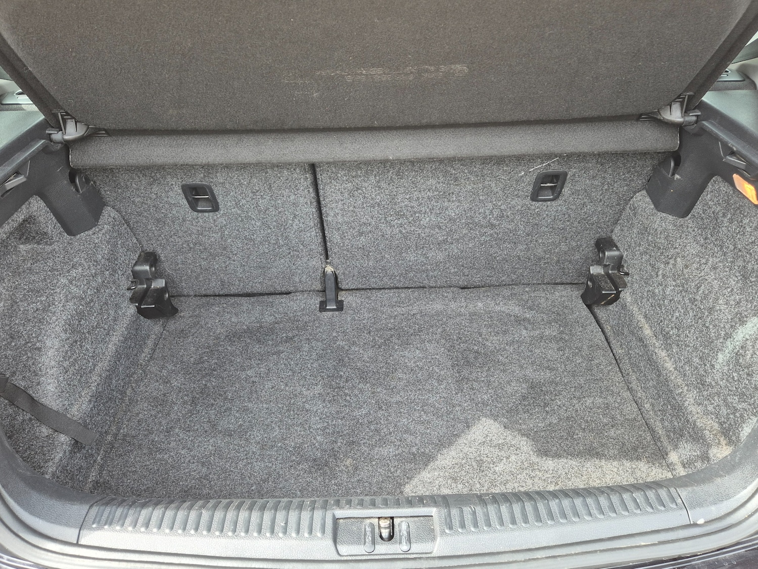 Used Volkswagen Polo 2011 for sale - 78201548: Photo 16