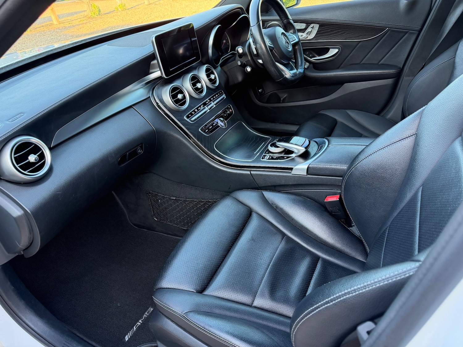 Used Mercedes-Benz C Class 2015 for sale - 77048357: Photo 10