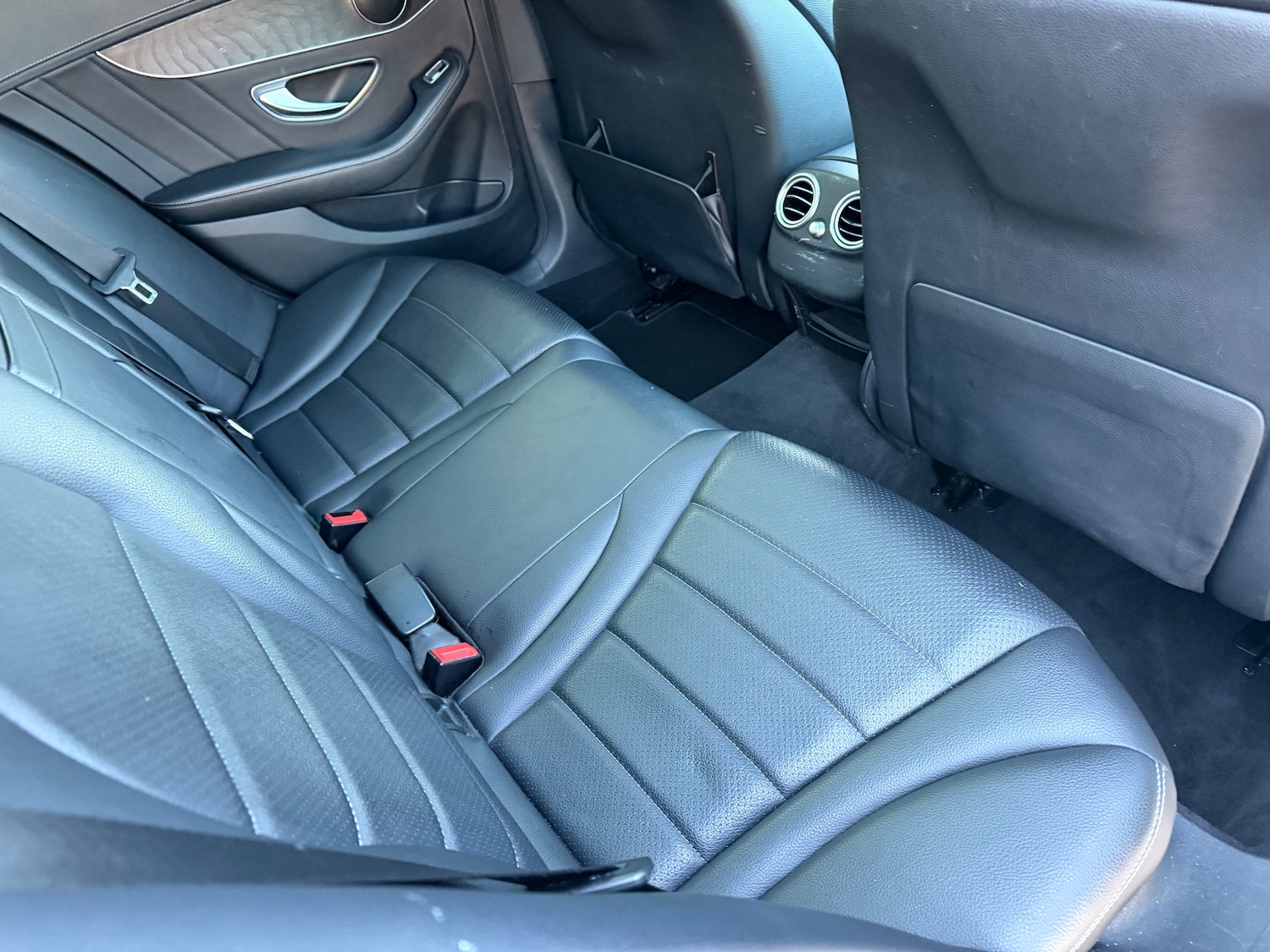 Used Mercedes-Benz C Class 2015 for sale - 77048357: Photo 11