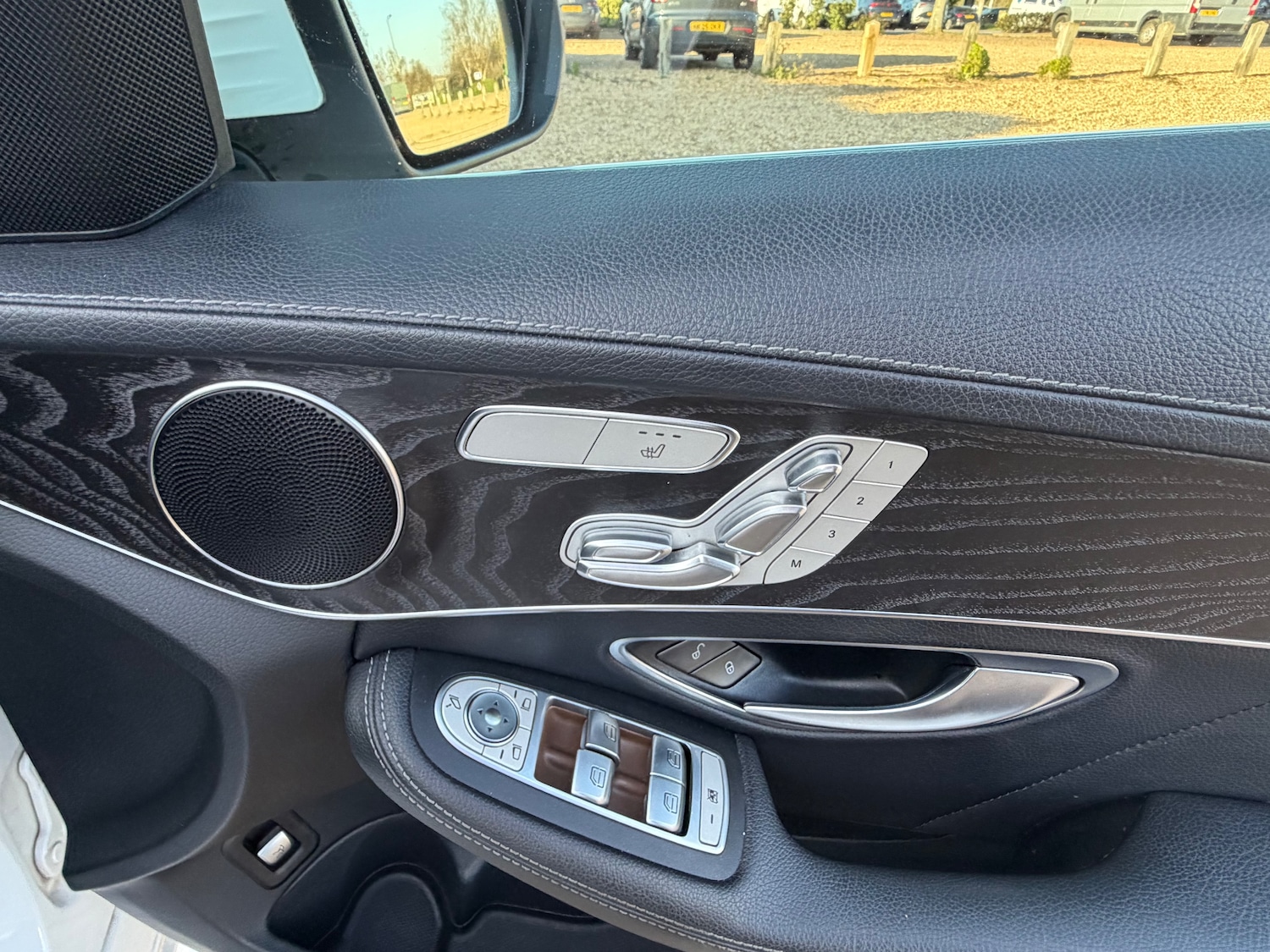 Used Mercedes-Benz C Class 2015 for sale - 77048357: Photo 14