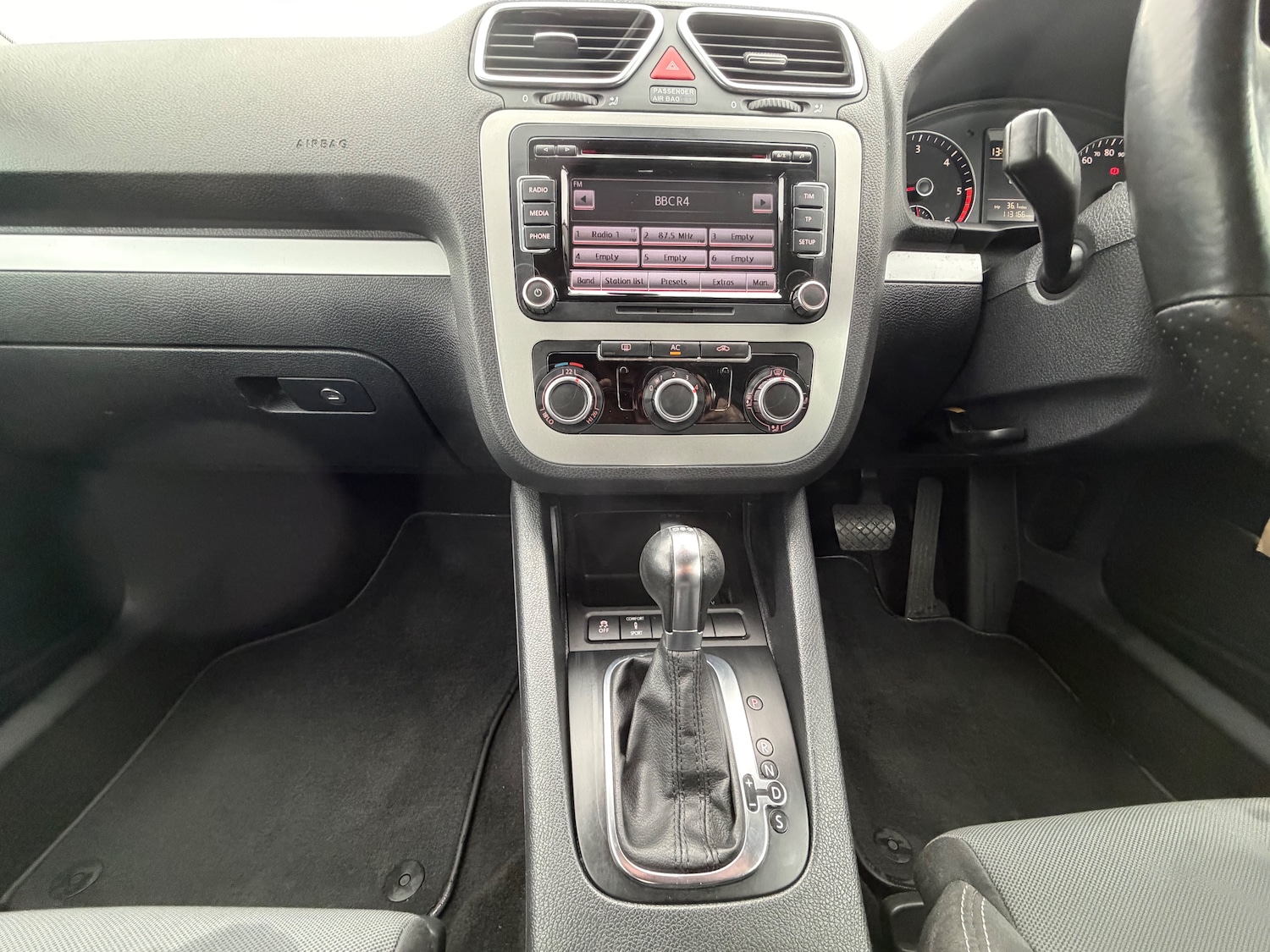 Used Volkswagen Scirocco 2010 for sale - 77600562: Photo 18