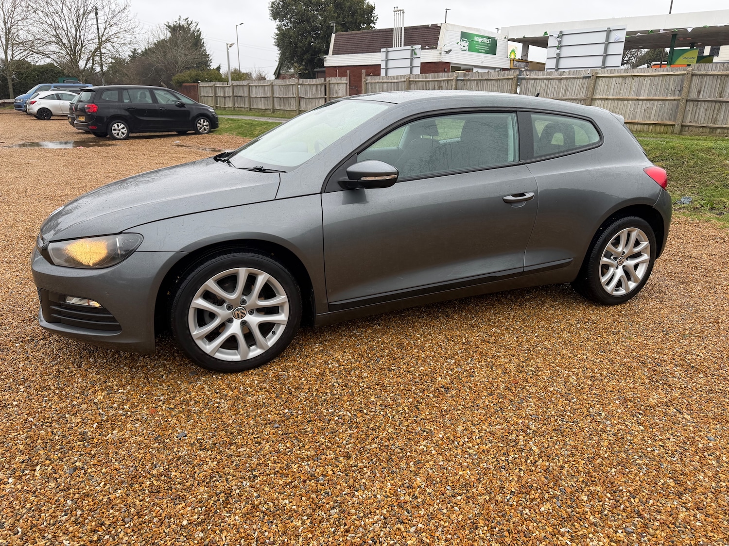 Used Volkswagen Scirocco 2010 for sale - 77600562: Photo 4