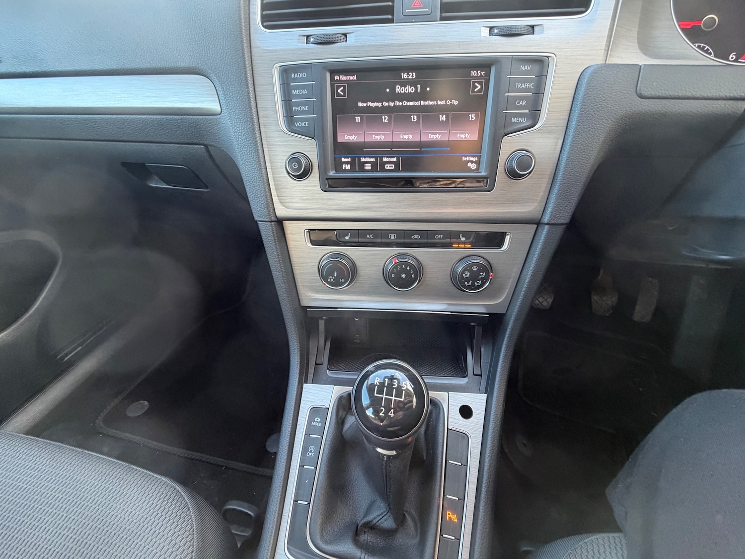 Used Volkswagen Golf 2016 for sale - 77706478: Photo 16