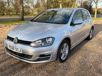 Used Volkswagen Golf 2016 for sale - 77706478: Photo