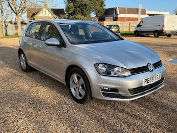 Used Volkswagen Golf 2016 for sale - 77706478: Photo