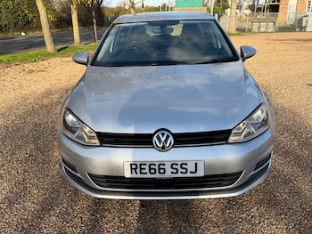 Used Volkswagen Golf 2016 for sale - 77706478: Photo