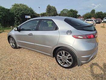 Used Honda Civic 2010 for sale - 78852453: Photo