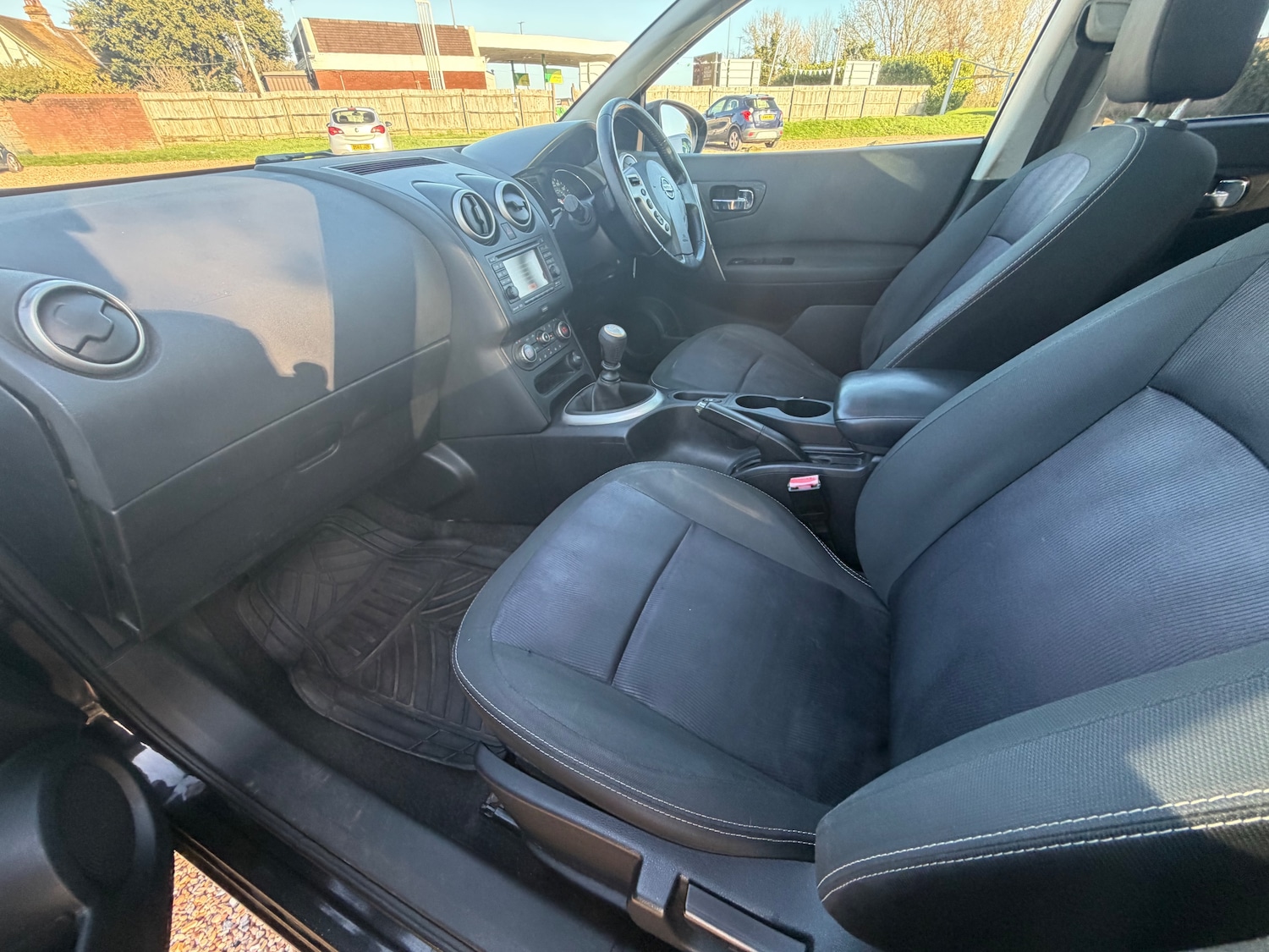 Used Nissan Qashqai 2013 for sale - 77976137: Photo 17