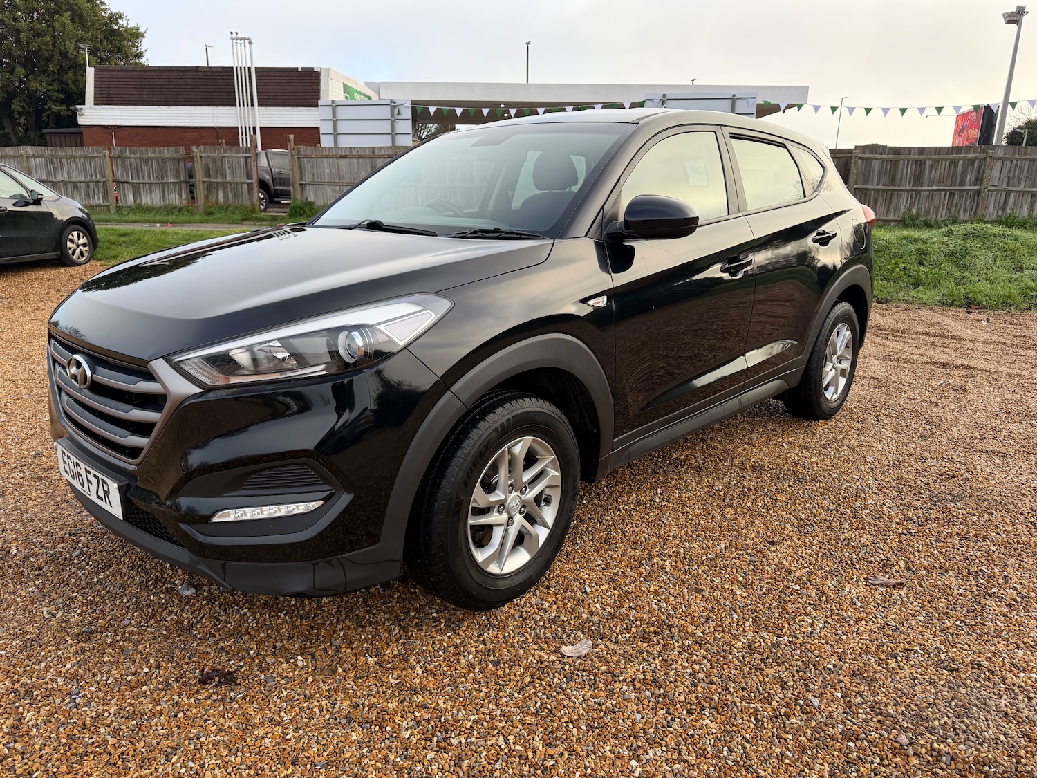 Used Hyundai TUCSON 2016 for sale - 76748504: Photo 2