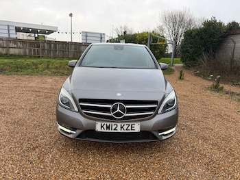 Used Mercedes-Benz B Class 2012 for sale - 77287373: Photo