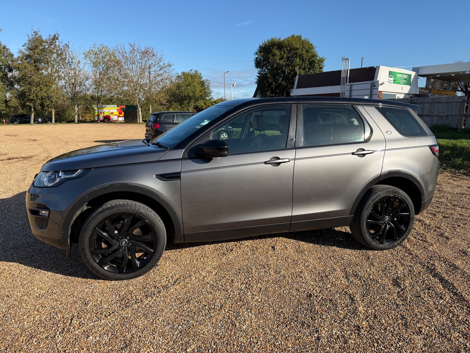 Used Land Rover Discovery Sport 2015 for sale - 76374620: Photo 4