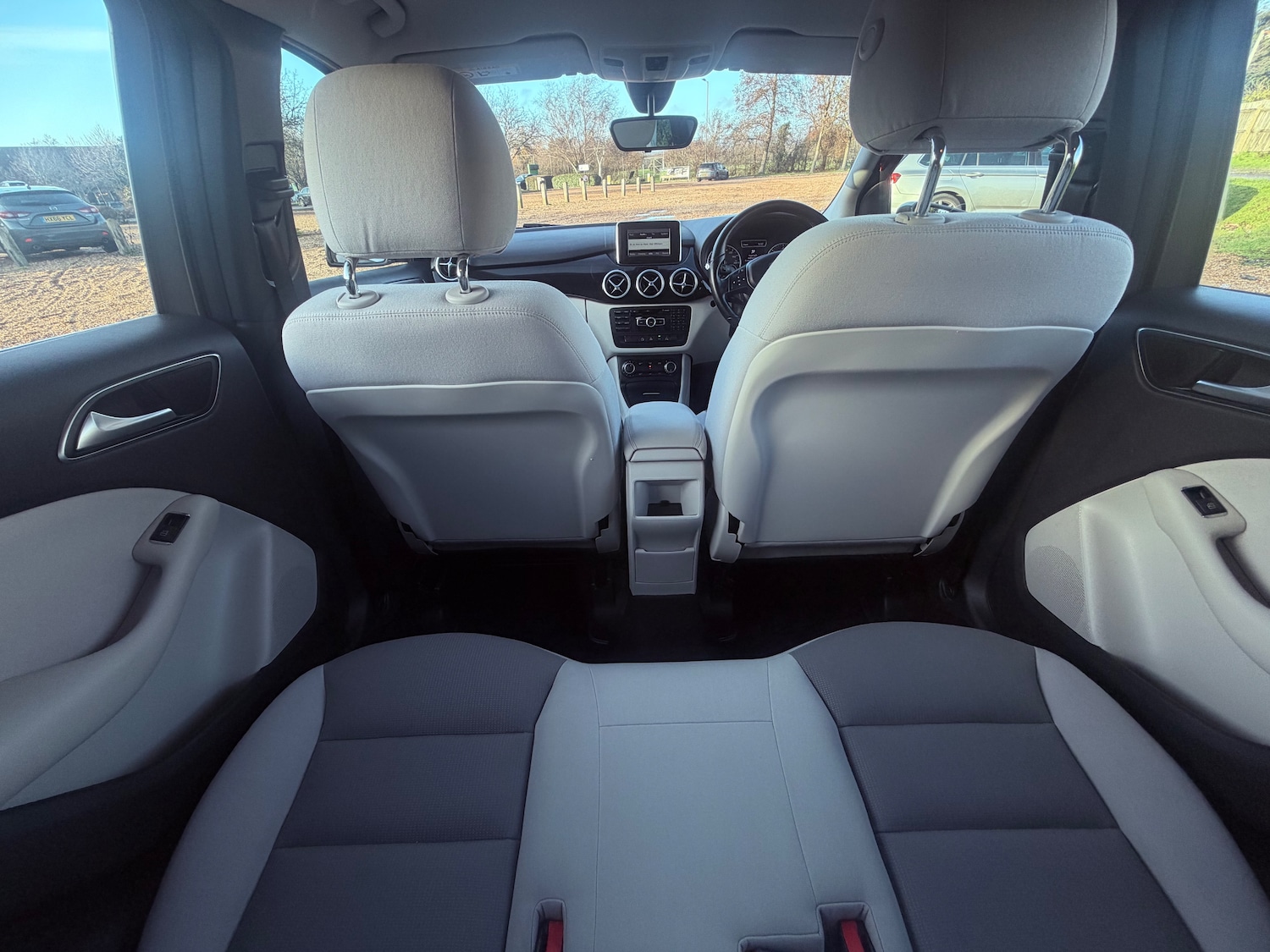 Used Mercedes-Benz B Class 2014 for sale - 77232352: Photo 11