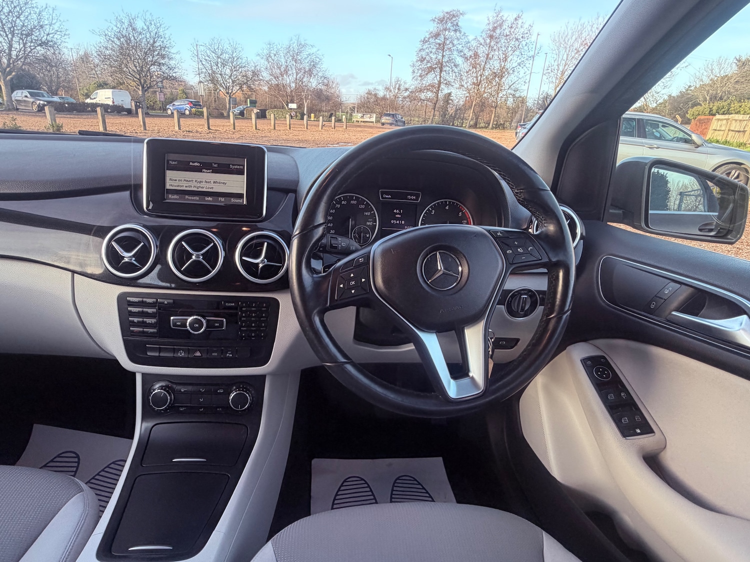 Used Mercedes-Benz B Class 2014 for sale - 77232352: Photo 16