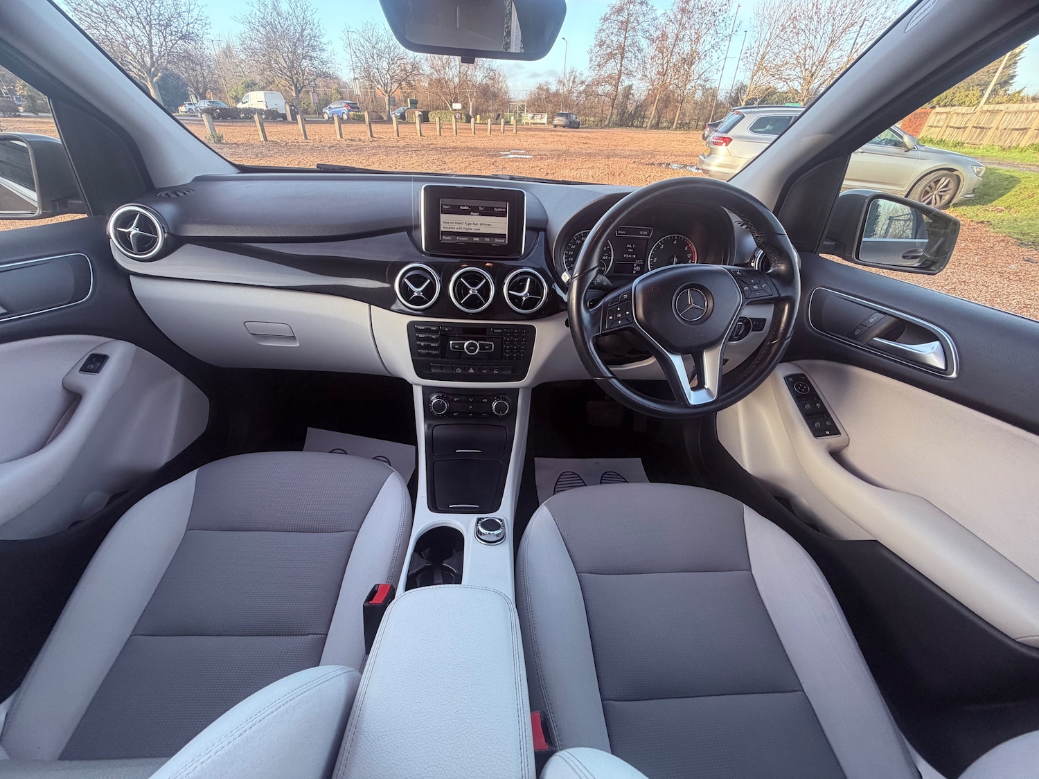 Used Mercedes-Benz B Class 2014 for sale - 77232352: Photo 17