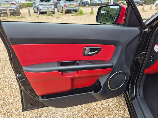 Used Kia Soul 2010 for sale - 76236873: Photo 16