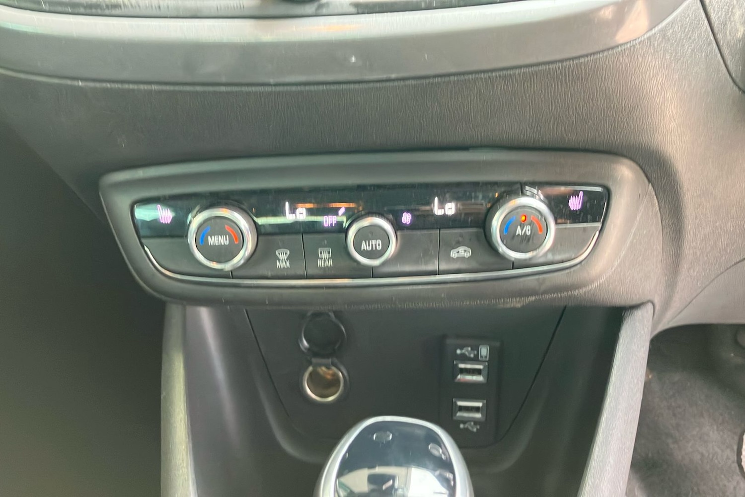 Used Vauxhall Crossland 2022 for sale - 76383031: Photo 15