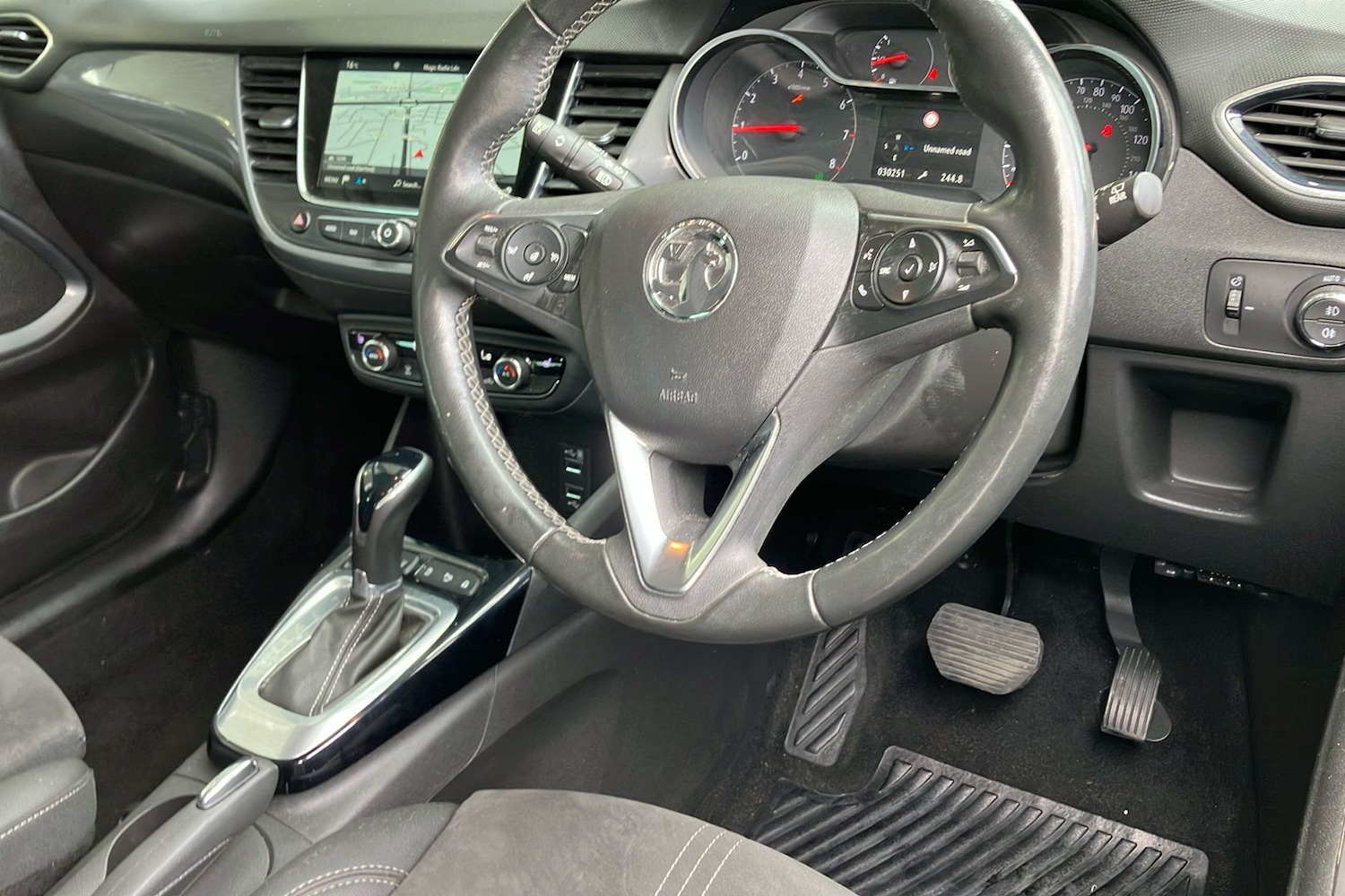 Used Vauxhall Crossland 2022 for sale - 76383031: Photo 37