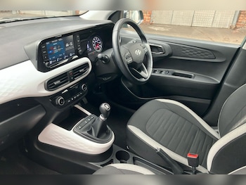 Used Hyundai i10 2022 for sale - 75713344: Photo
