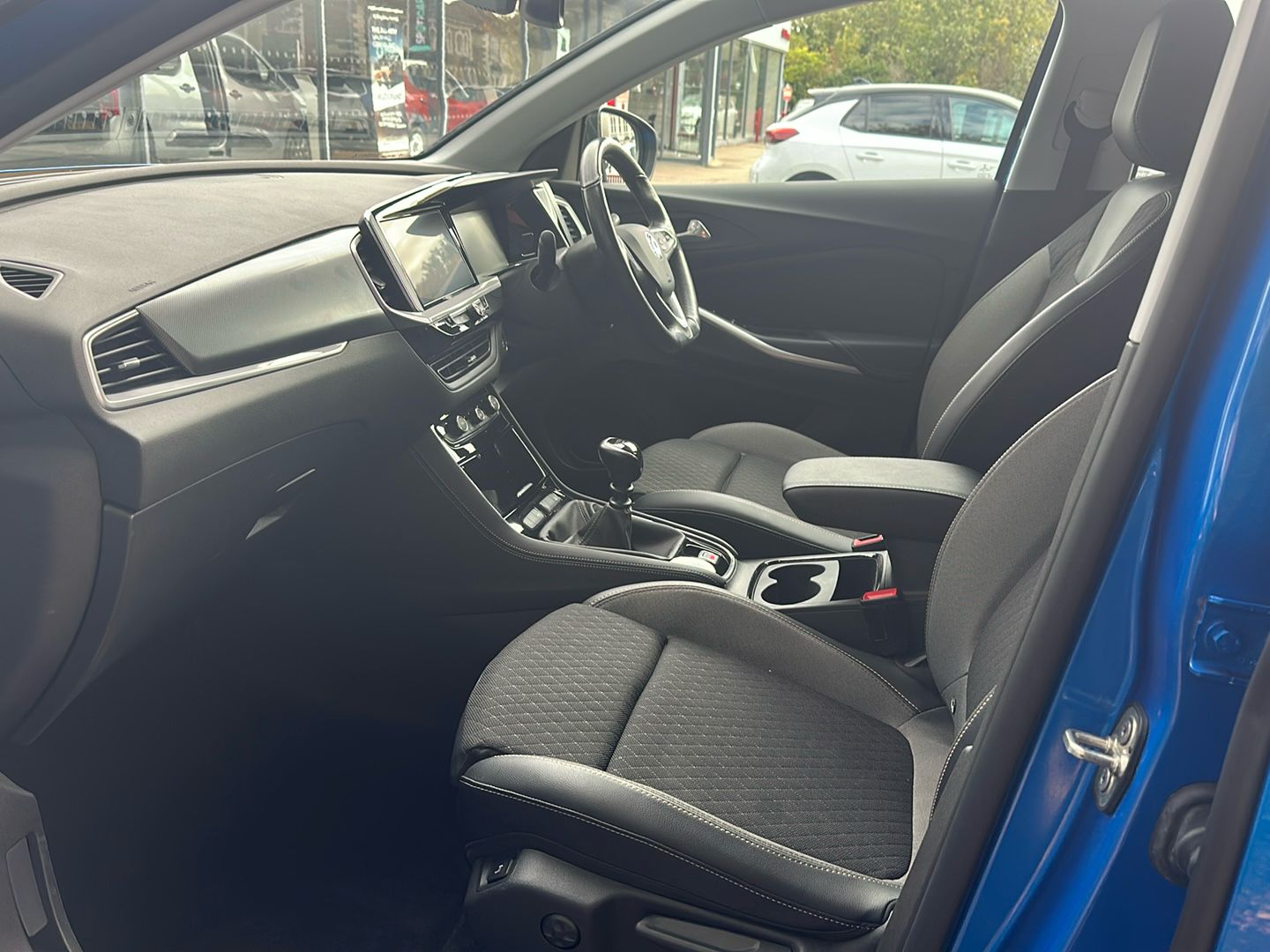 Used Vauxhall Grandland 2022 for sale - 76280760: Photo 3