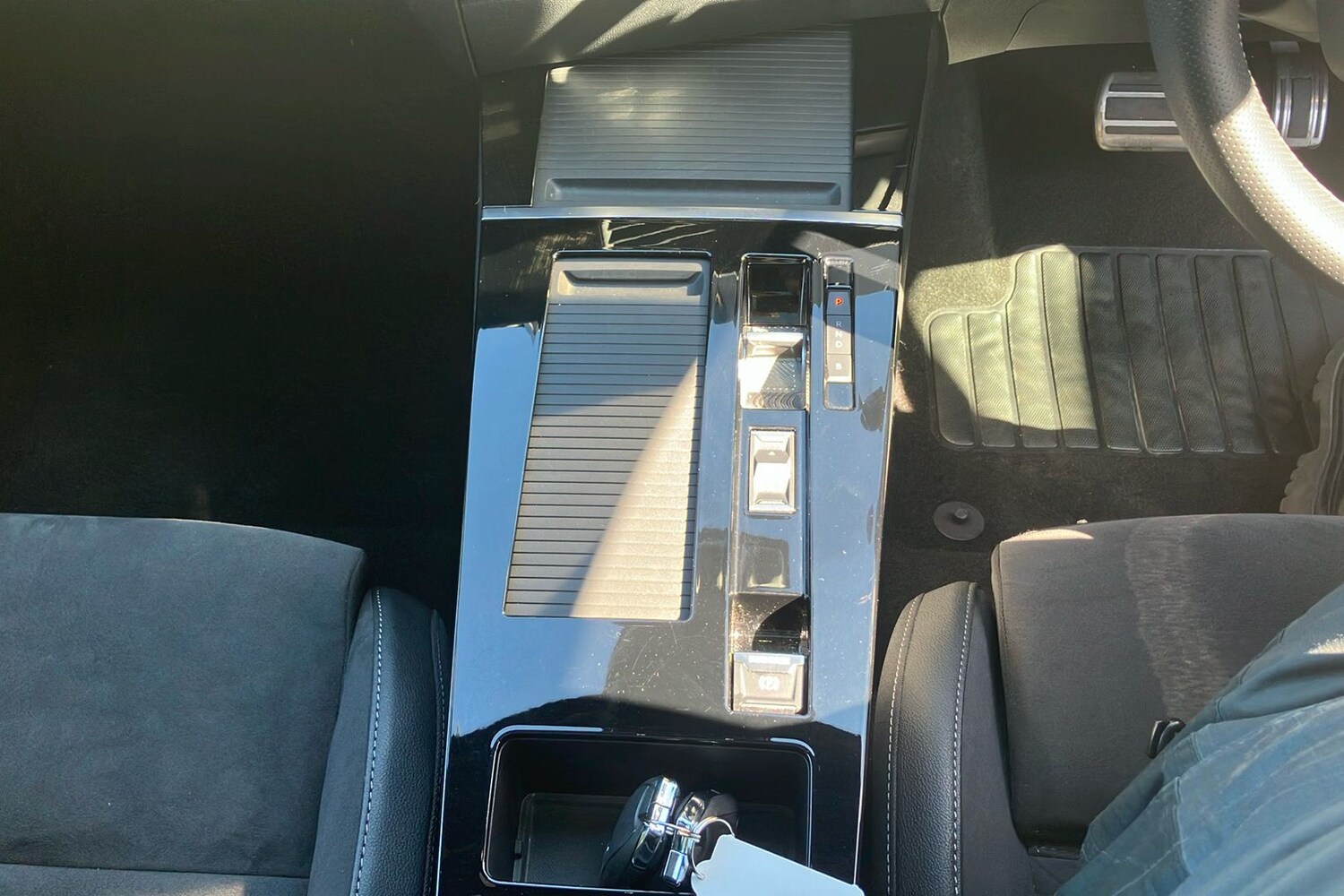 Vehicle 29