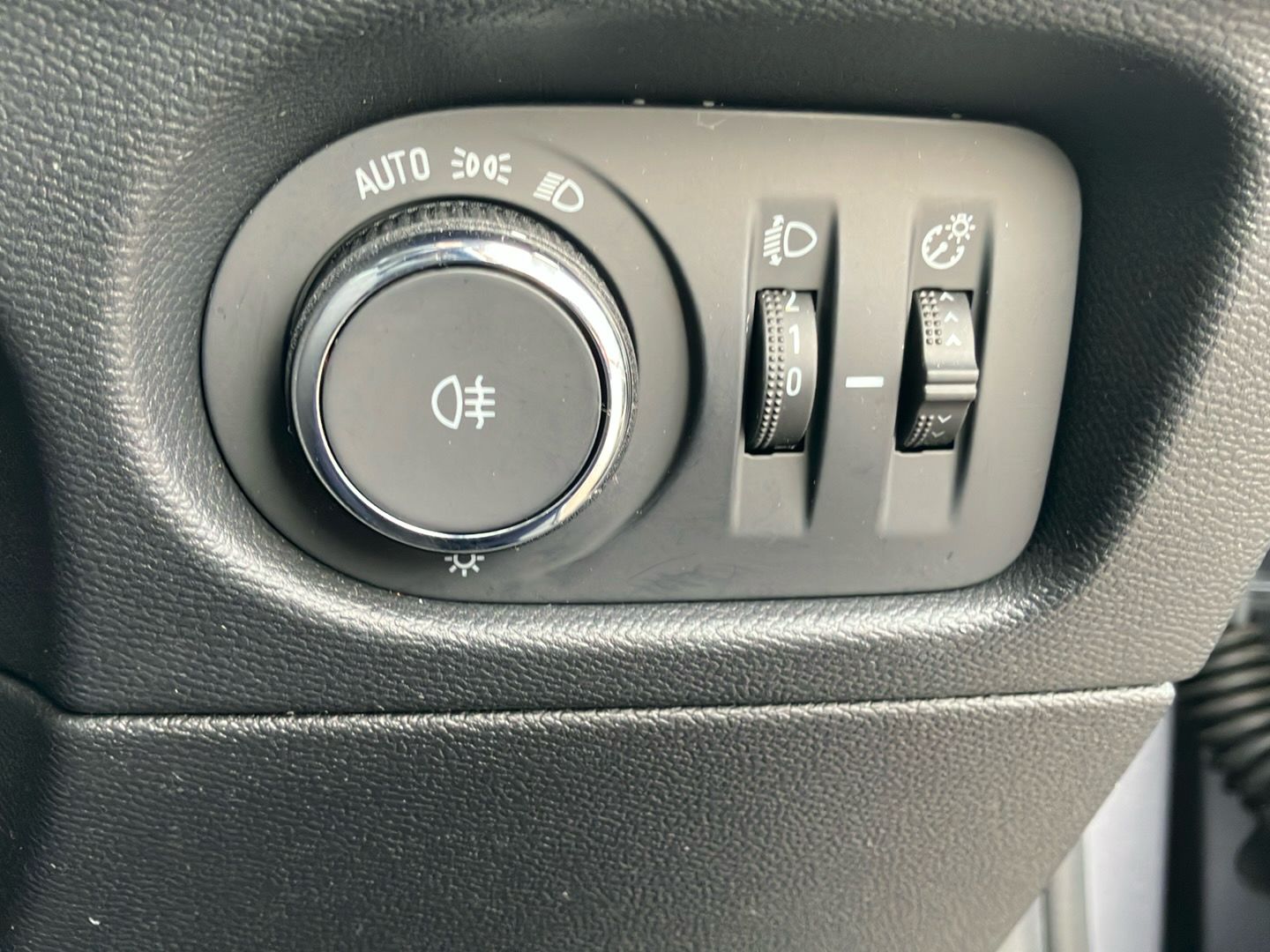 Used Vauxhall Mokka Electric 2023 for sale - 76510571: Photo 18