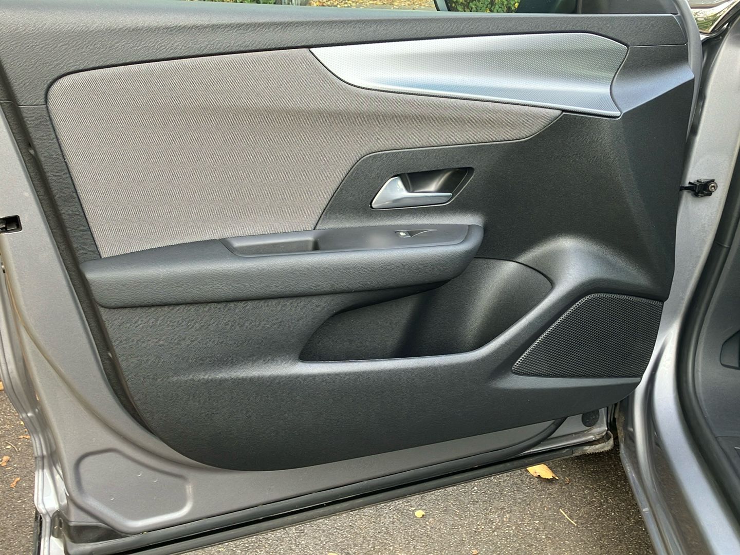 Used Vauxhall Mokka Electric 2023 for sale - 76510571: Photo 41