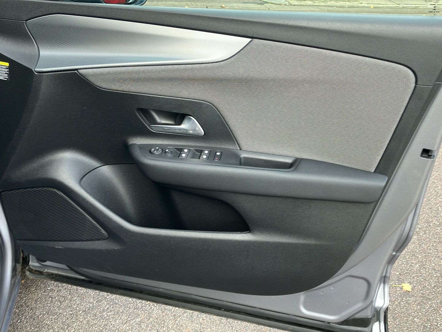 Used Vauxhall Mokka Electric 2023 for sale - 76510571: Photo 42