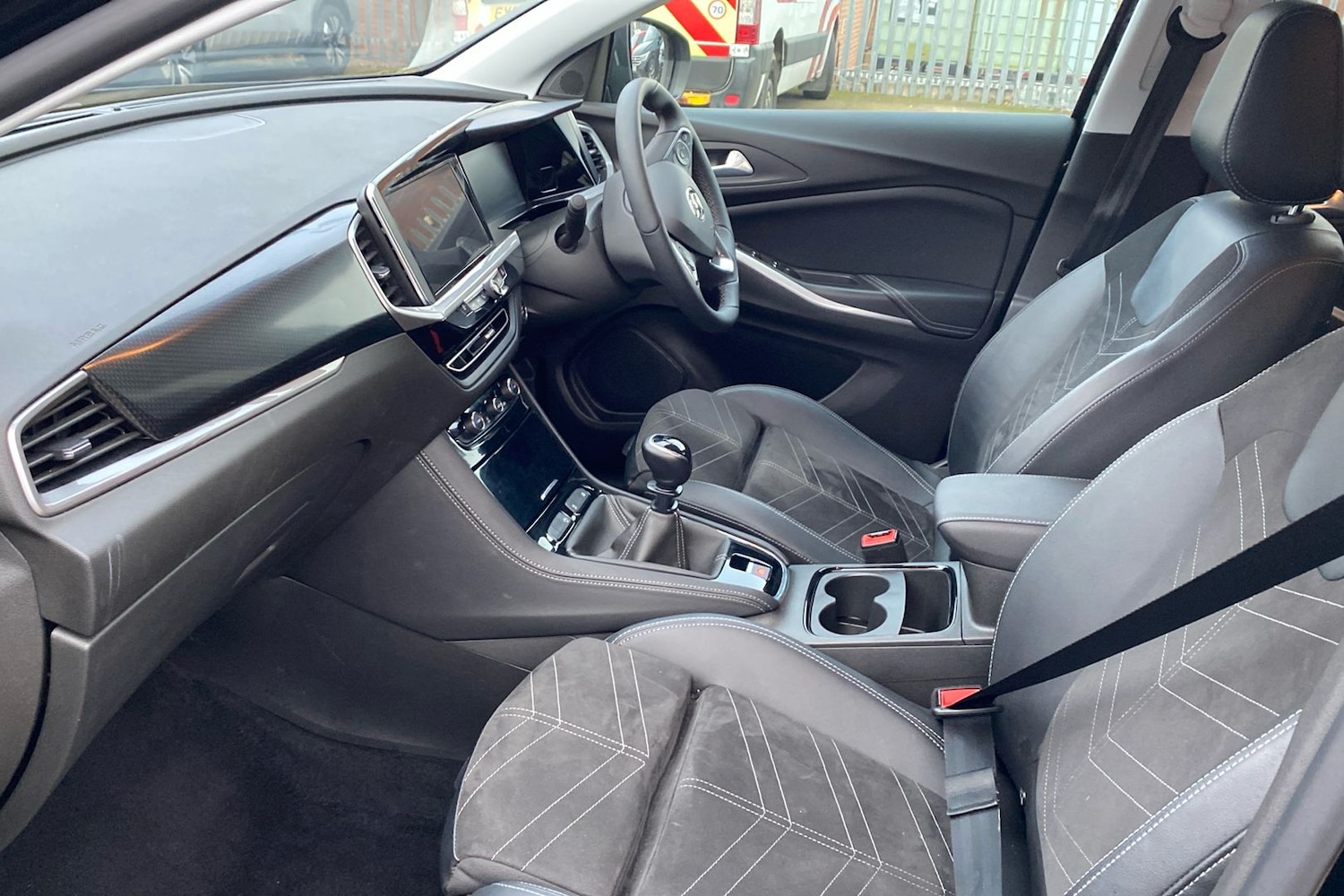 Used Vauxhall Grandland 2024 for sale - 77452884: Photo 3