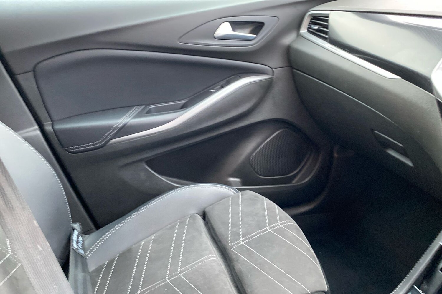 Used Vauxhall Grandland 2024 for sale - 77452884: Photo 41