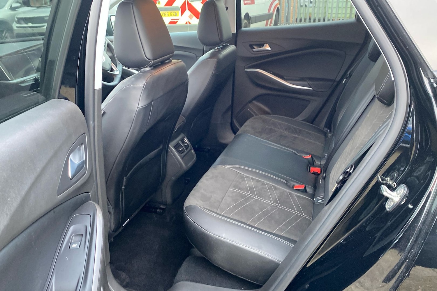 Used Vauxhall Grandland 2024 for sale - 77452884: Photo 5