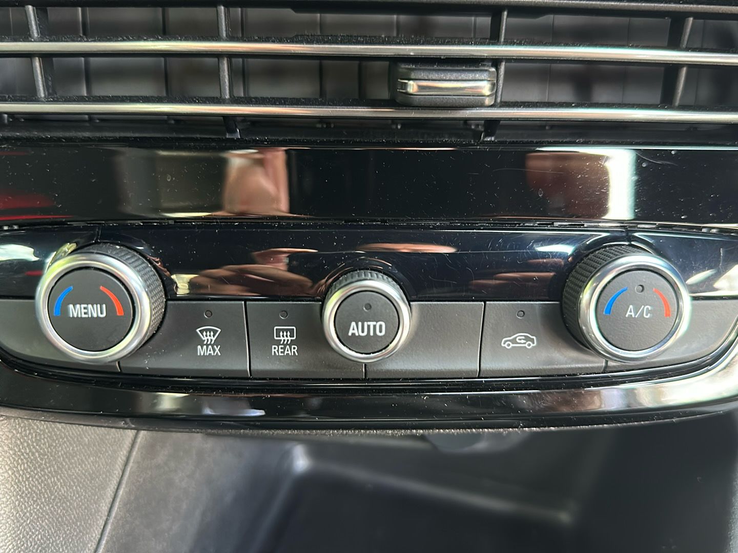 Used Vauxhall Mokka 2023 for sale - 76019432: Photo 15
