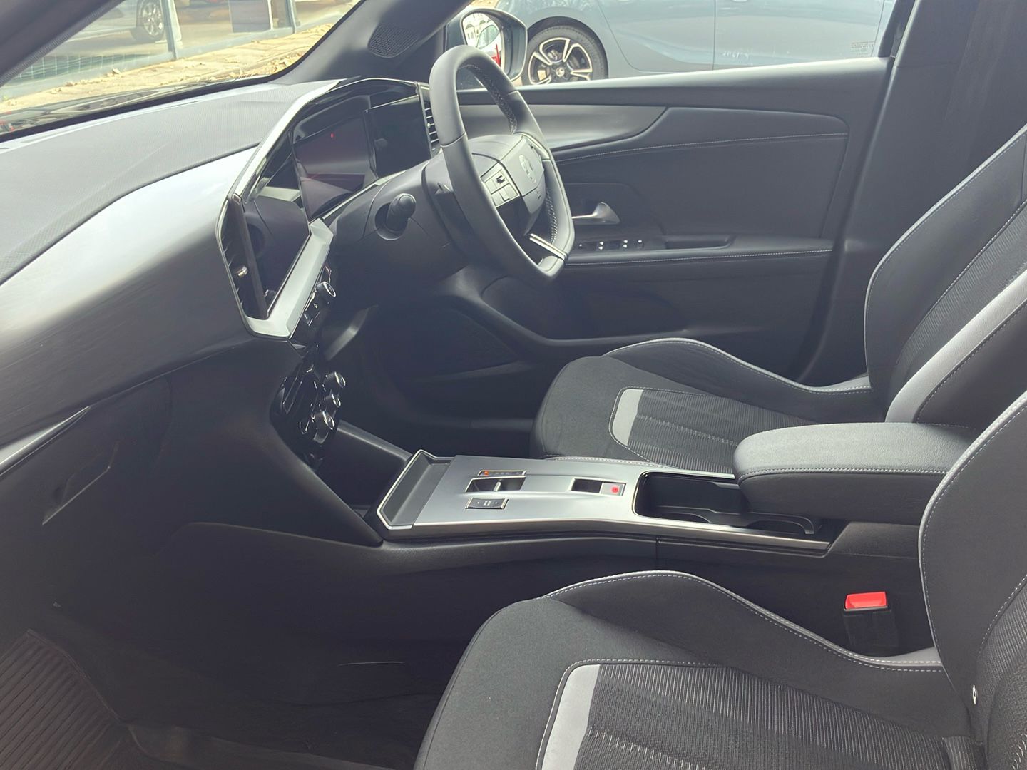 Used Vauxhall Mokka 2025 for sale - 76578030: Photo 3