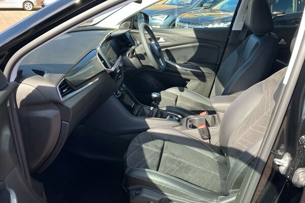 Used Vauxhall Grandland 2024 for sale - 76236531: Photo 3