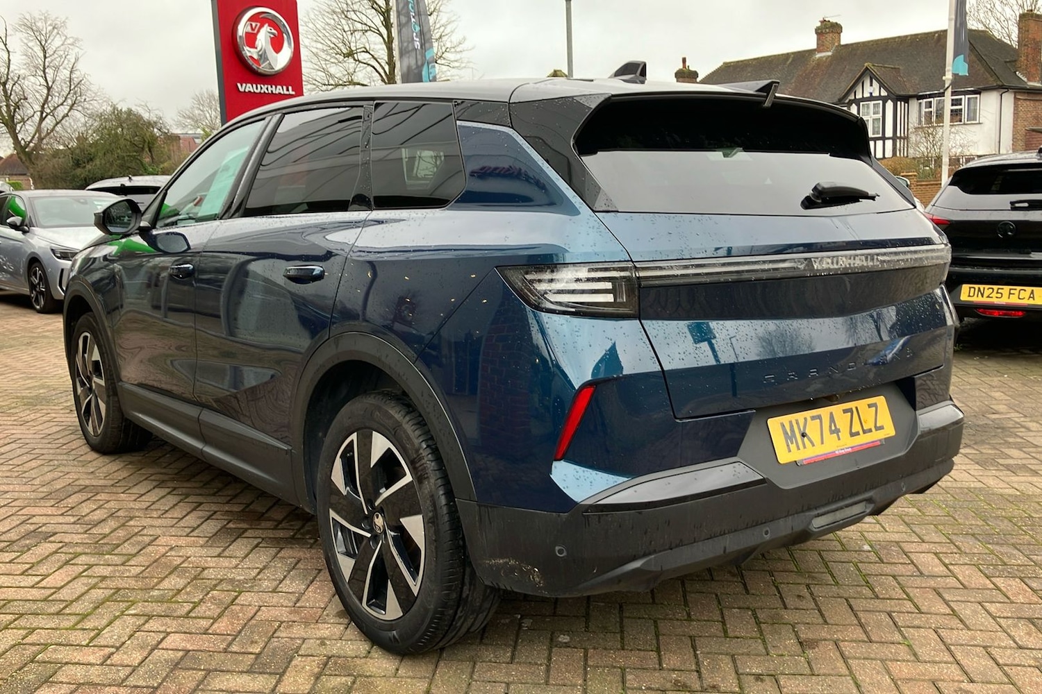 Used Vauxhall Grandland 2024 for sale - 77749448: Photo 2