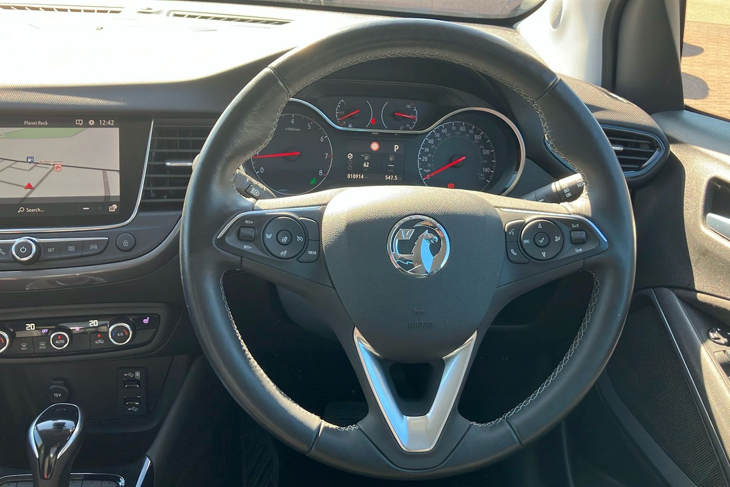 Used Vauxhall Crossland 2024 for sale - 76470817: Photo 33