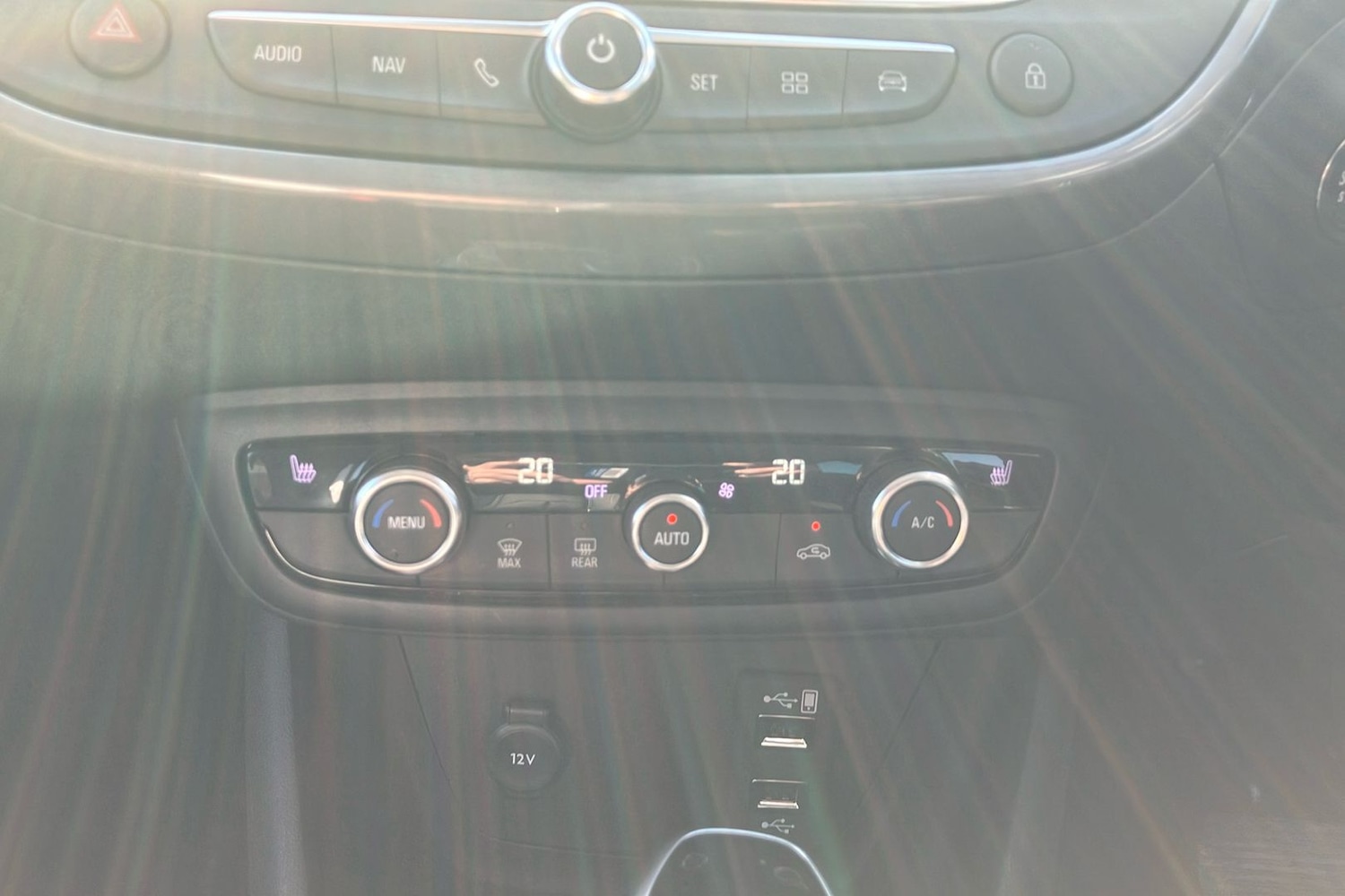 Used Vauxhall Crossland 2024 for sale - 76470817: Photo 40