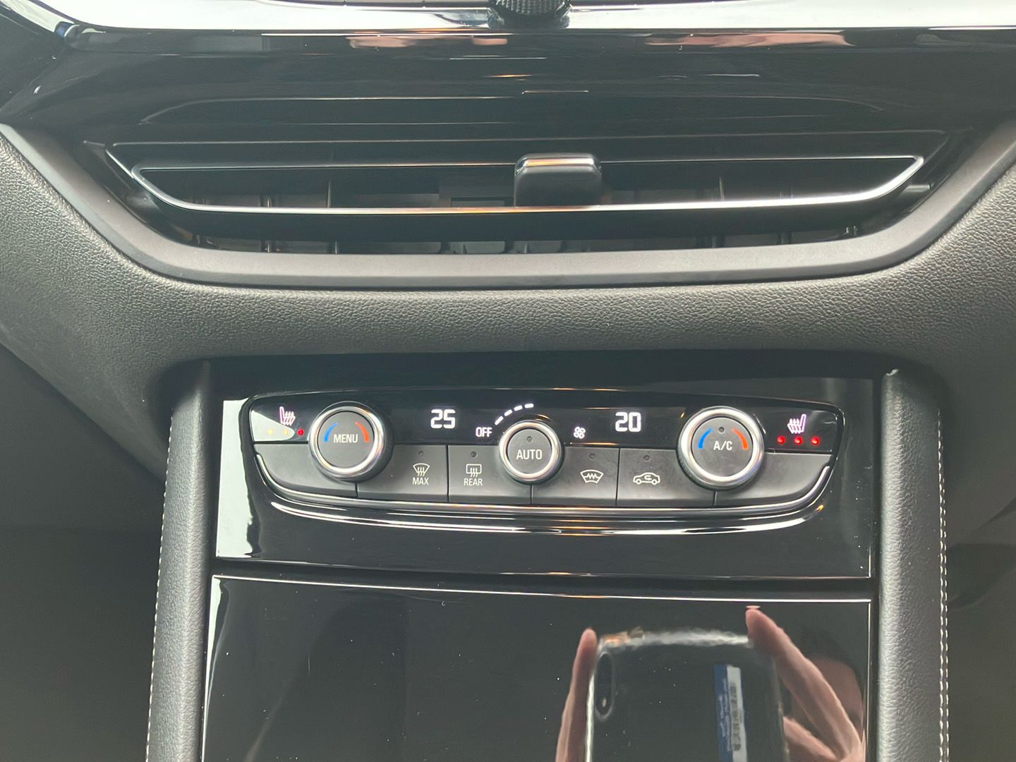 Used Vauxhall Grandland 2023 for sale - 77629872: Photo 40