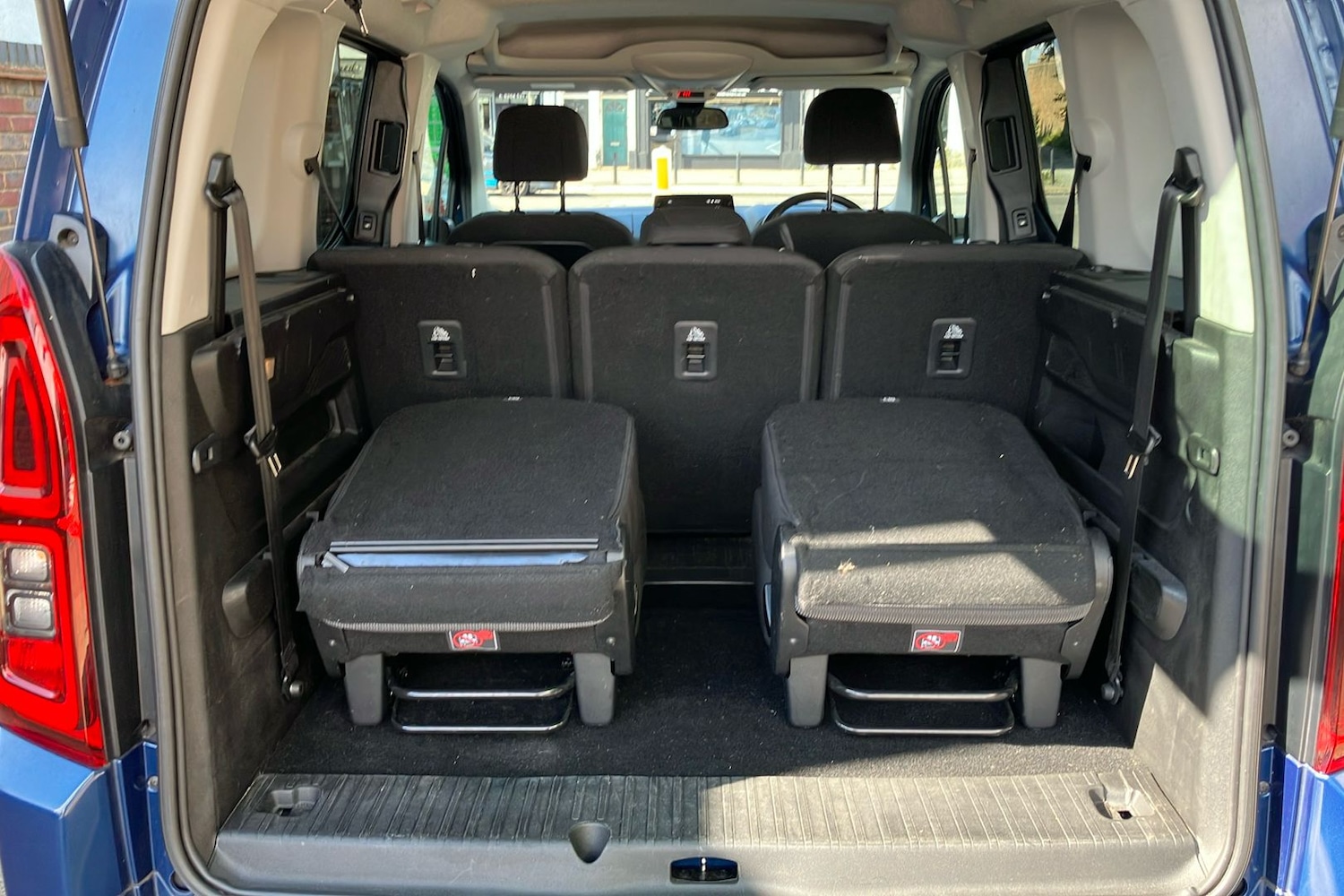 Vehicle 27