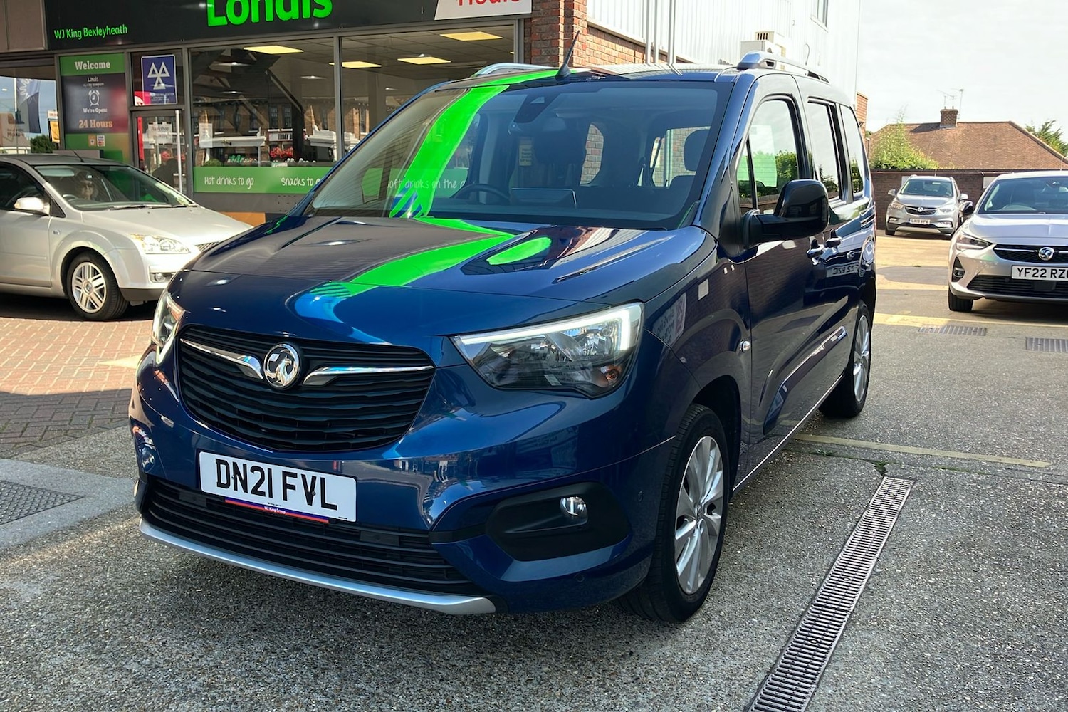 Vehicle 29