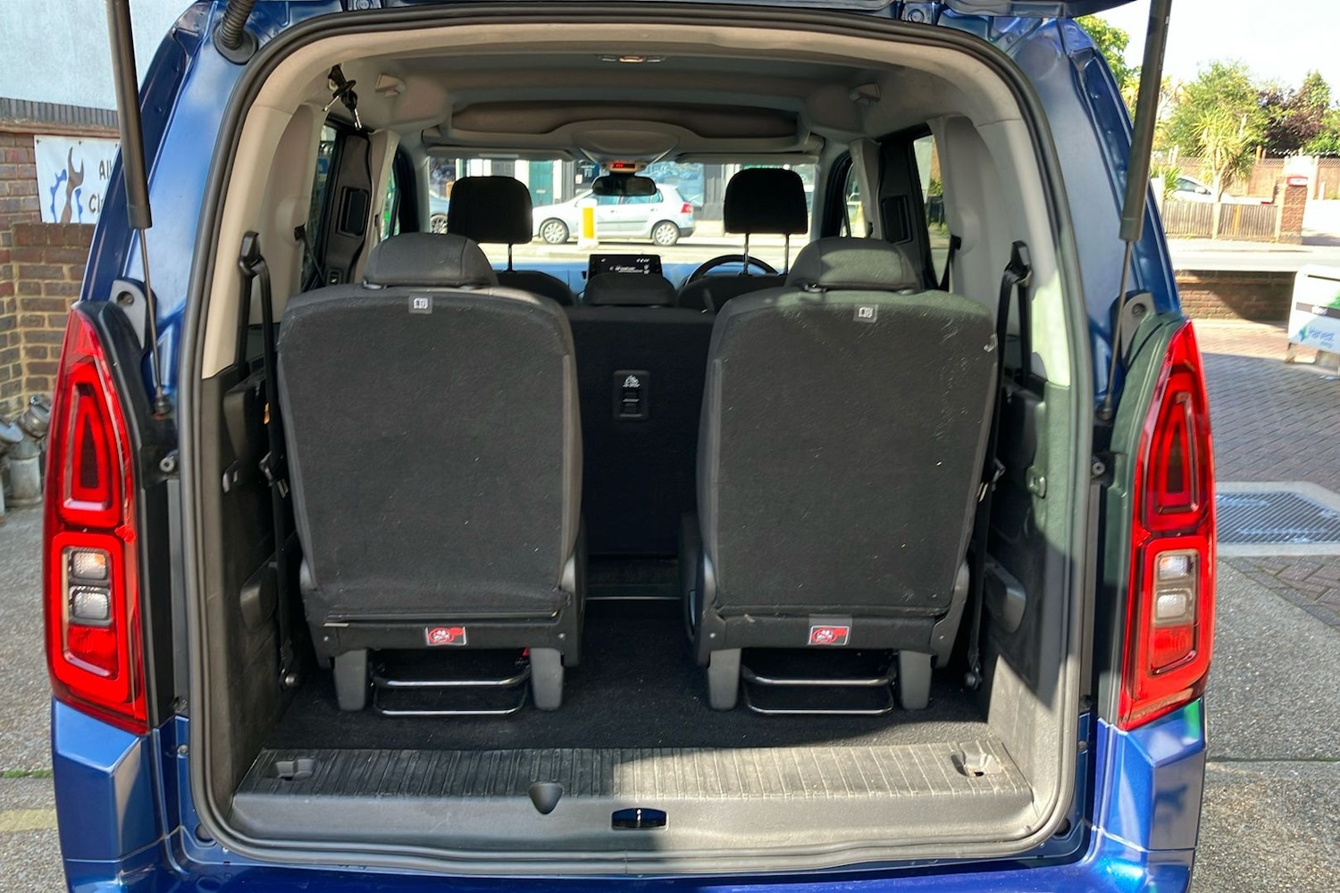 Vehicle 35