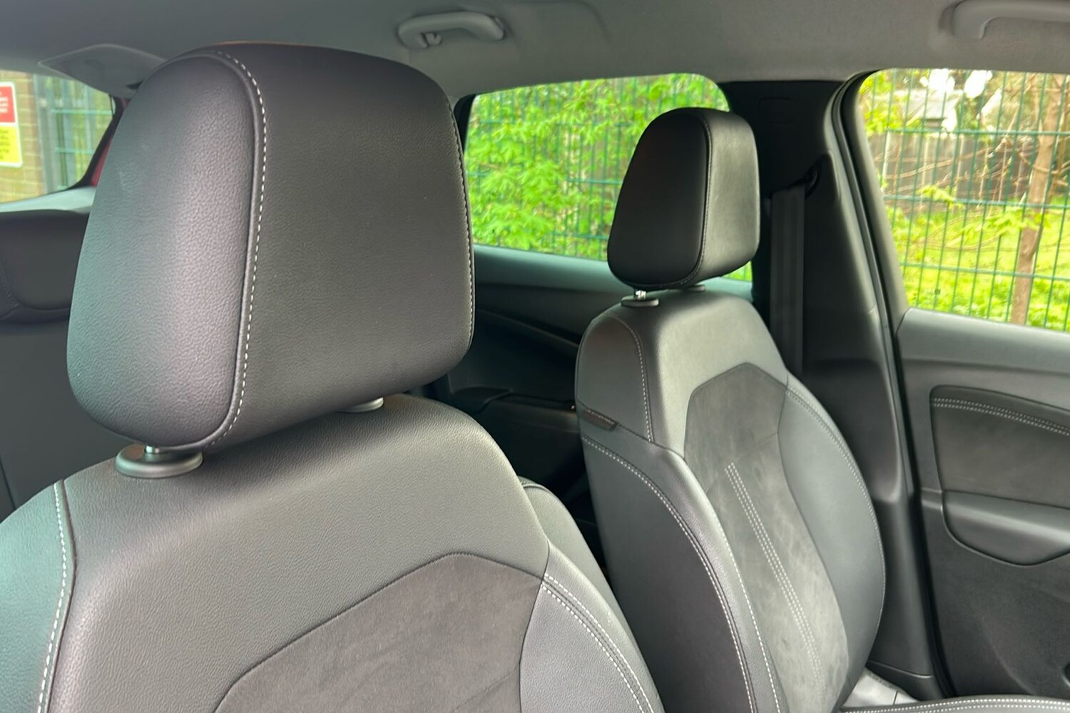 Used Vauxhall Crossland 2022 for sale - 77937685: Photo 30