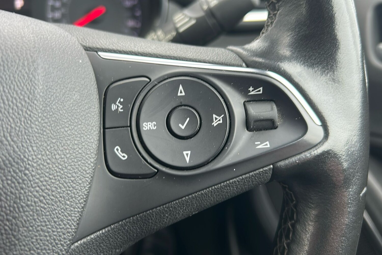 Used Vauxhall Crossland 2022 for sale - 77937685: Photo 48