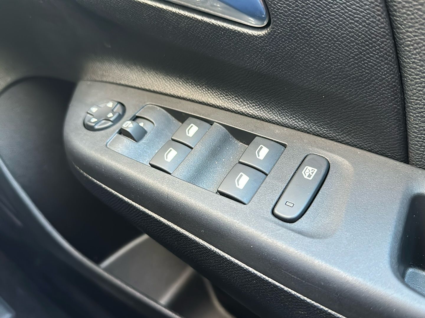 Used Vauxhall Corsa 2024 for sale - 76705383: Photo 18