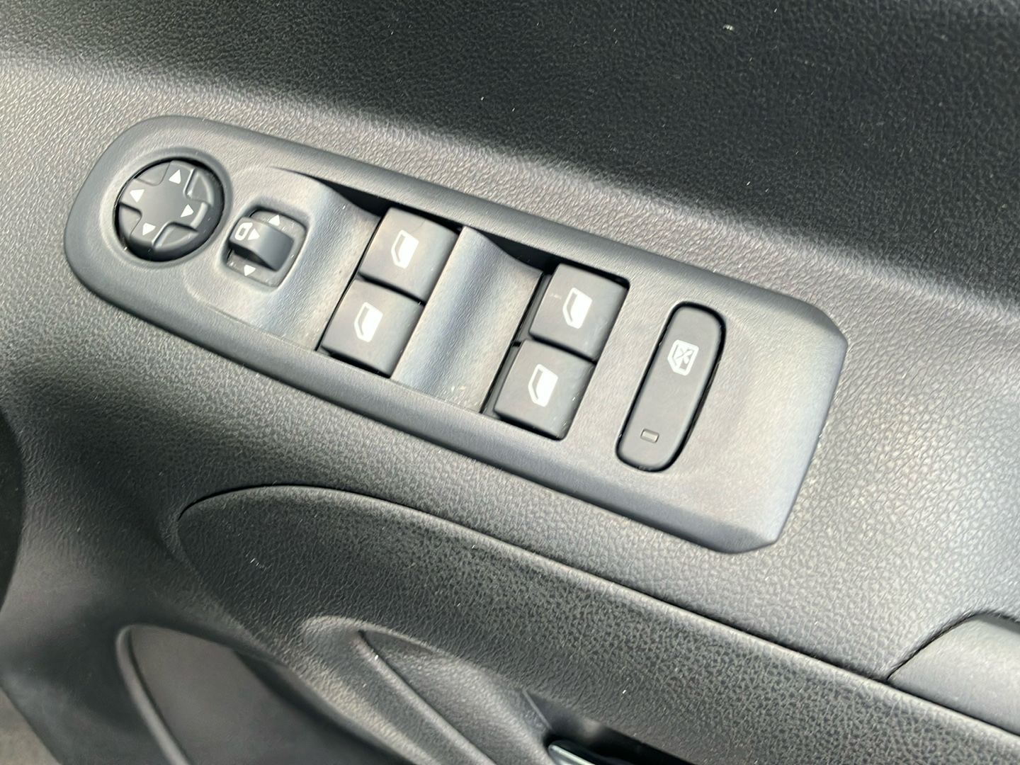 Used Vauxhall Combo Life 2022 for sale - 77219855: Photo 18