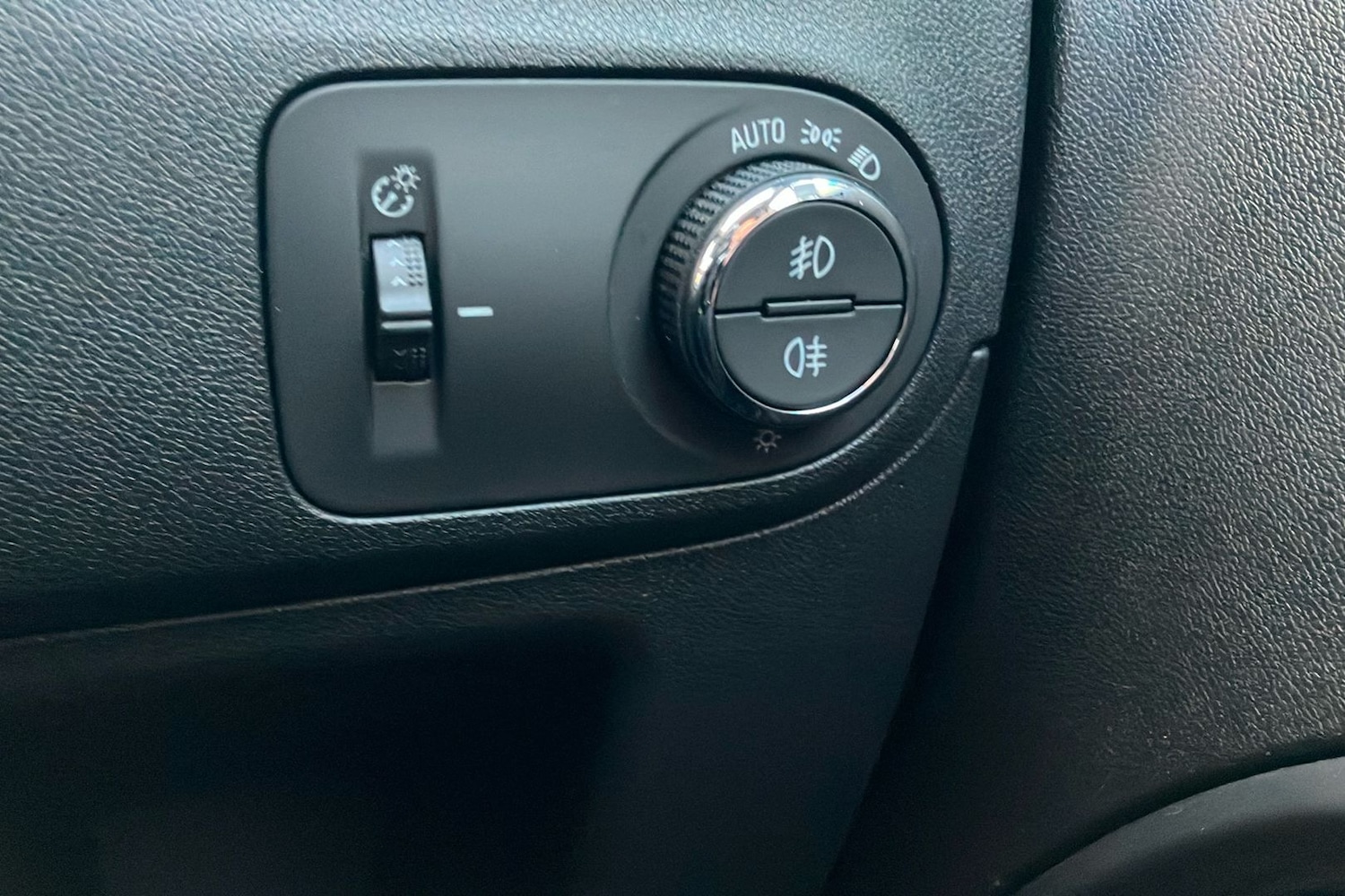 Used Vauxhall Crossland 2022 for sale - 77140489: Photo 21