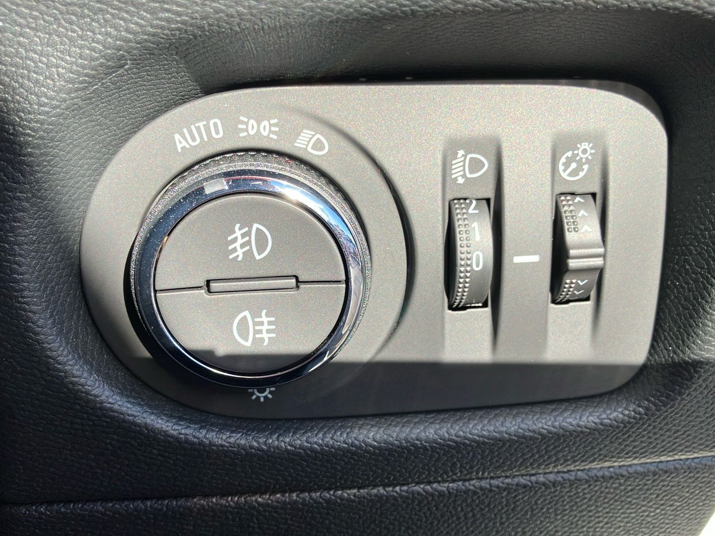 Used Vauxhall Mokka 2022 for sale - 76442554: Photo 25