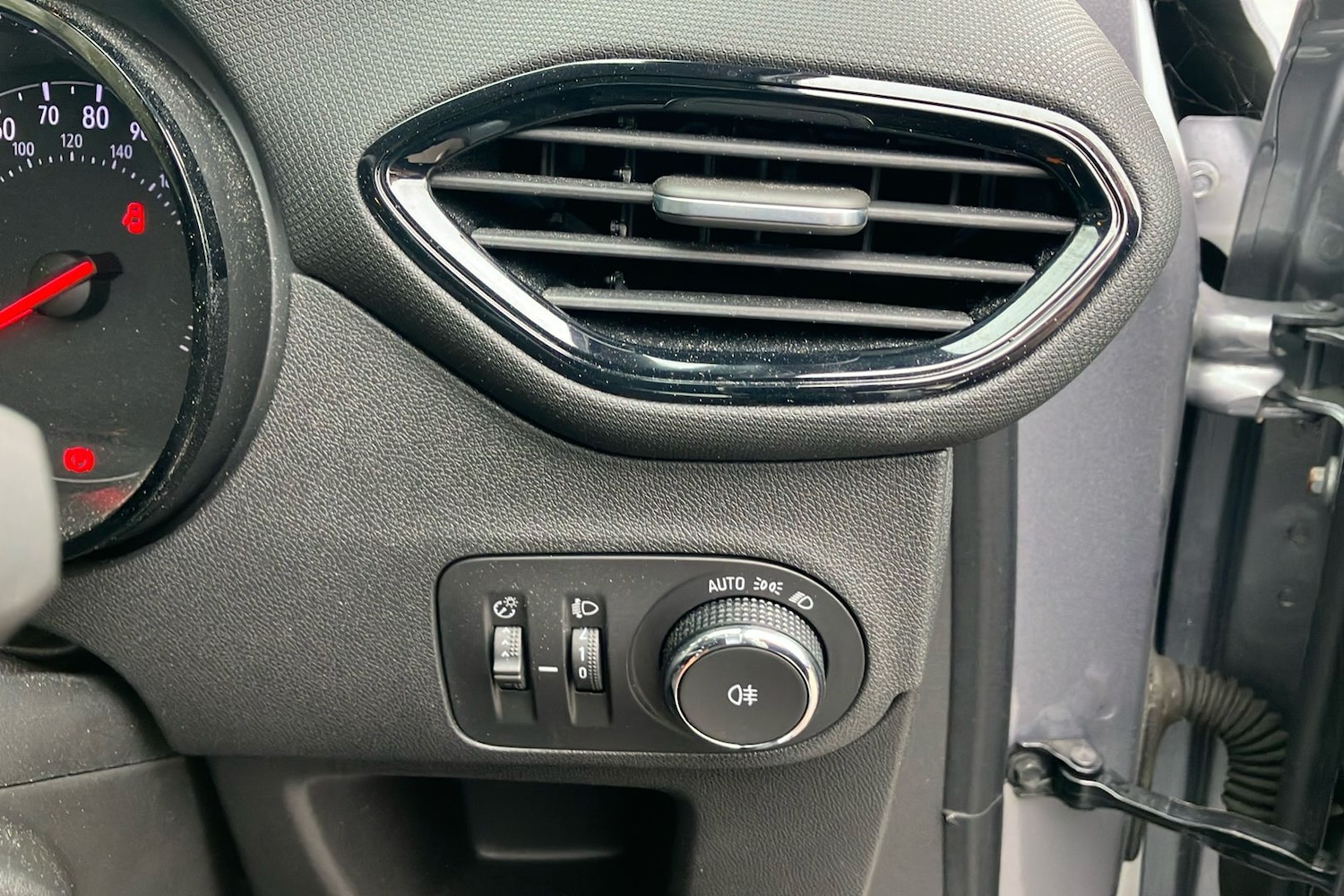 Used Vauxhall Crossland 2022 for sale - 76390964: Photo 21