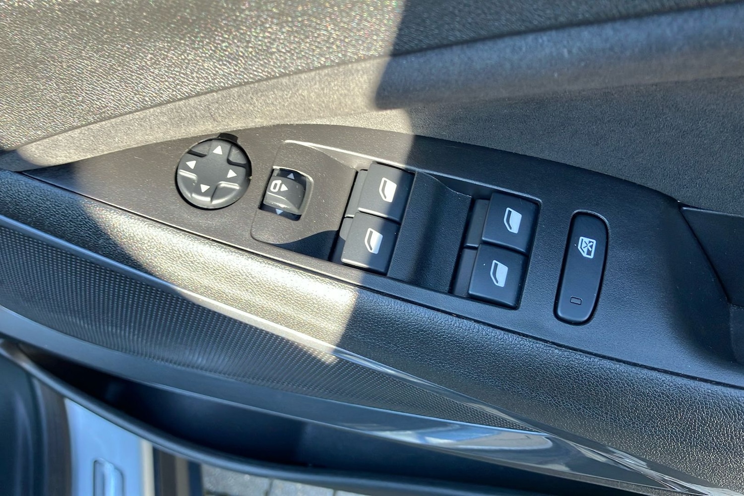 Used Vauxhall Crossland 2024 for sale - 76373522: Photo 18