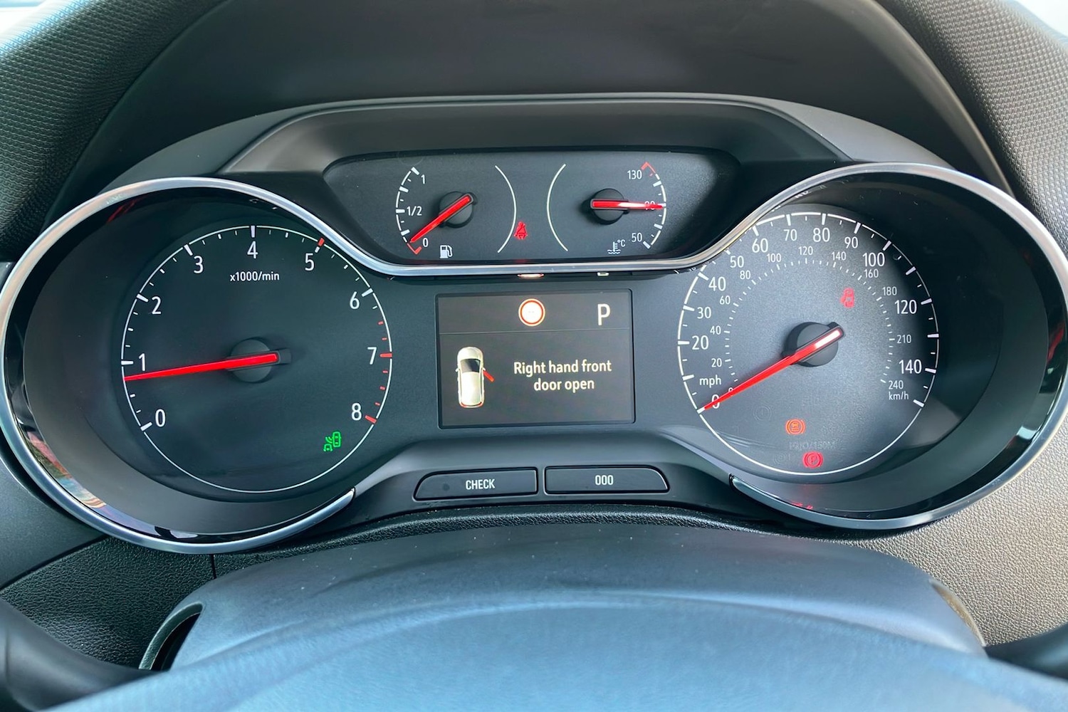 Used Vauxhall Crossland 2024 for sale - 76373522: Photo 24